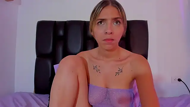 lana-rosse online show from March 1, 6:24 am