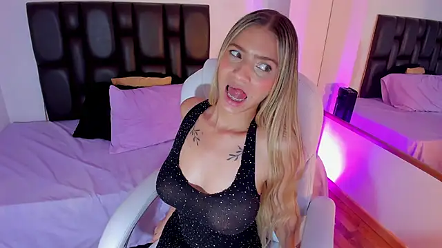 lana-rosse online show from February 28, 9:12 pm