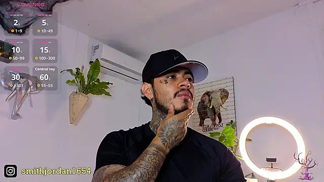 JordanSmiith  online show from October 21, 8:30 pm