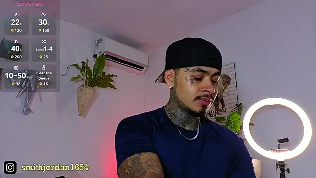 JordanSmiith  online show from November 7, 9:08 pm