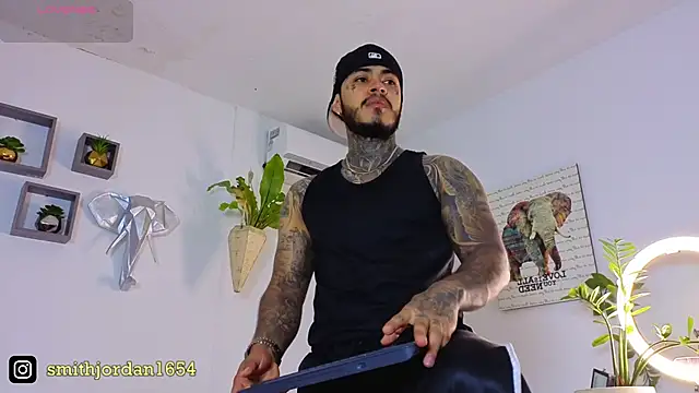 JordanSmiith  online show from September 18, 9:07 pm