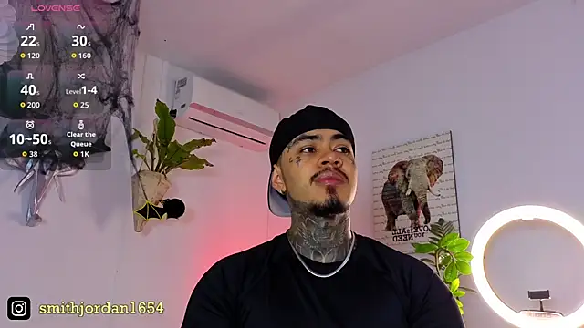 JordanSmiith  online show from November 2, 2:11 pm