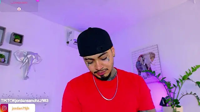 JordanSmiith  online show from March 28, 9:05 pm