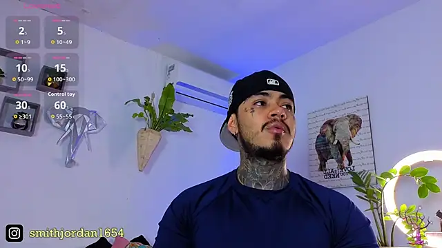 JordanSmiith  online show from October 14, 8:42 pm