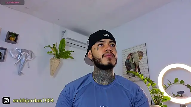 JordanSmiith  online show from September 9, 8:29 pm