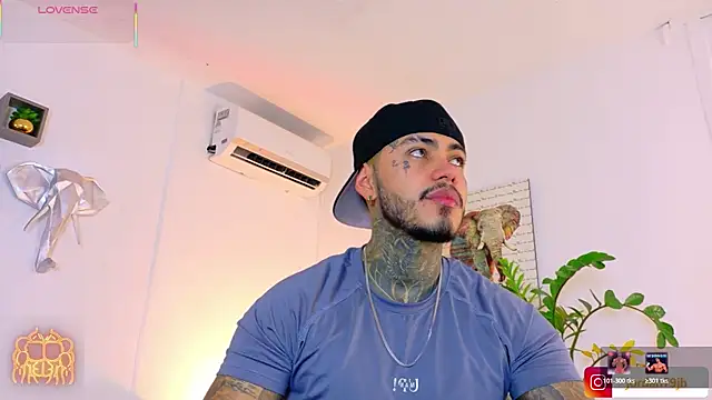JordanSmiith  online show from July 8, 9:15 pm