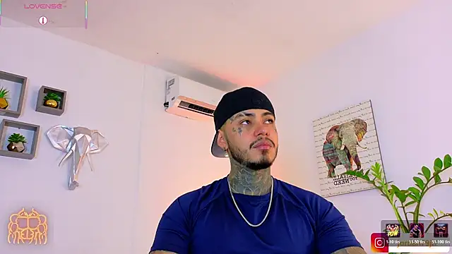JordanSmiith  online show from July 2, 10:05 pm