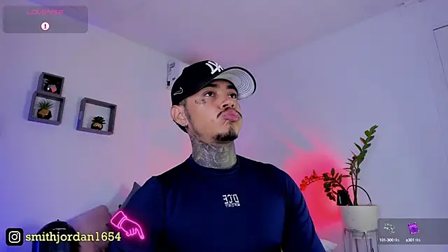 JordanSmiith  online show from March 10, 11:38 pm