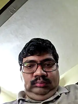 Snapshot of krama04 chatting on January 2, 11:09 am krama04 online show from January 2, 11:09 am