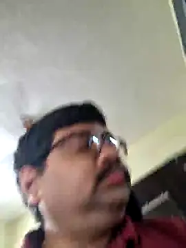 Snapshot of krama04 chatting on December 31, 7:20 am krama04 online show from December 31, 7:20 am