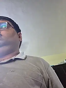 Snapshot of krama04 chatting on March 13, 11:19 am krama04 online show from March 13, 11:19 am