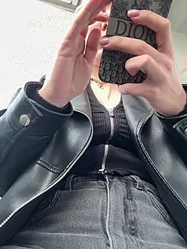 naughty lucifer online show from April 4, 2:01 pm