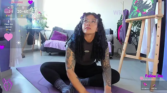 witchviolet online show from January 17, 9:51 pm