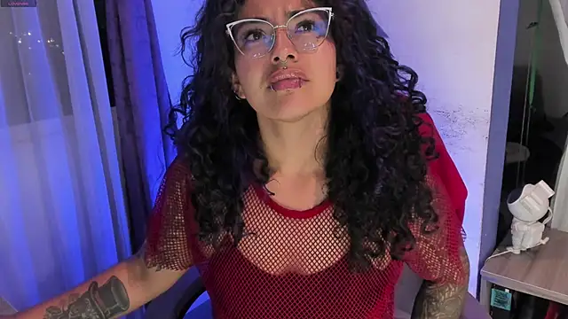 witchviolet online show from November 30, 1:06 am