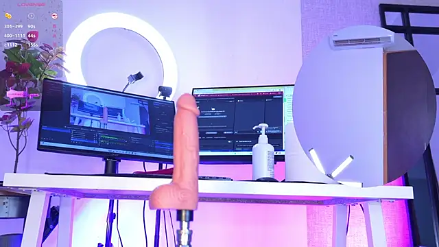 Snapshot of maykka chatting on February 12, 2:00 am maykka online show from February 12, 2:00 am