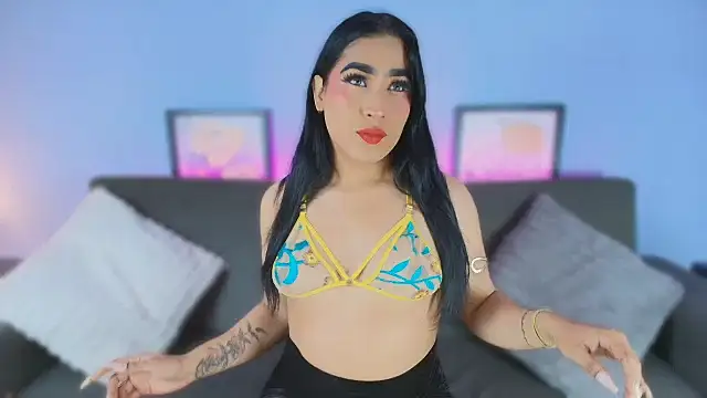 Snapshot of Evang_hot chatting on May 25, 2:38 pm Evang hot online show from May 25, 2:38 pm