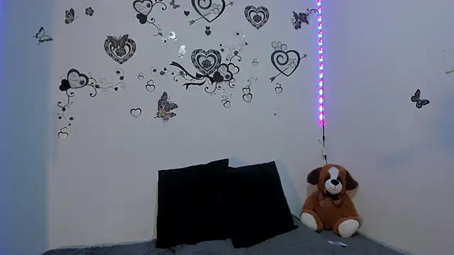 Linisprincehot69 online show from November 27, 4:02 am