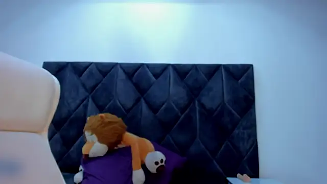 Linisprincehot69 online show from February 9, 7:59 am