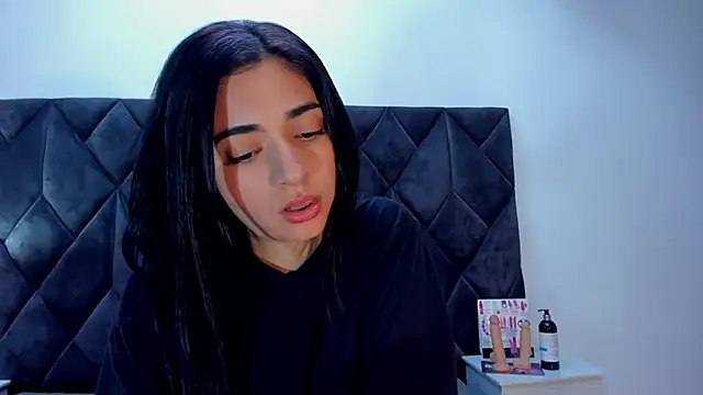 Linisprincehot69 online show from January 19, 3:39 am