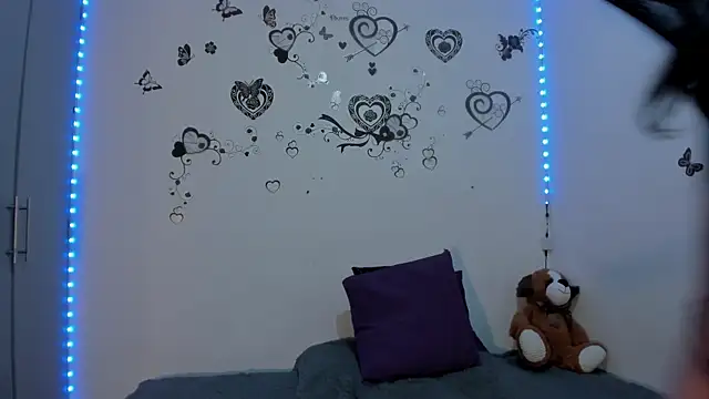 Linisprincehot69 online show from March 19, 4:29 pm