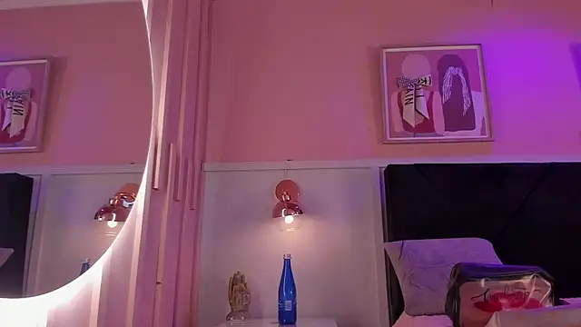 chloe watson  online show from January 7, 7:19 pm