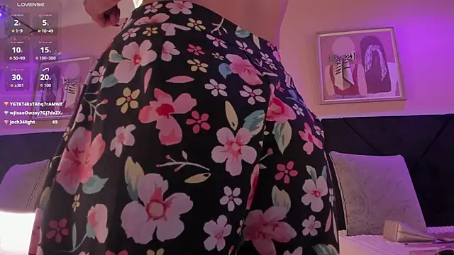 chloe watson  online show from March 12, 7:51 pm