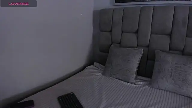 Snapshot of chloe_watson_ chatting on October 16, 4:37 pm chloe watson online show from October 16, 4:37 pm
