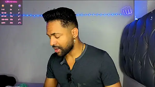 bbcblackhot34 online show from March 19, 2:11 am