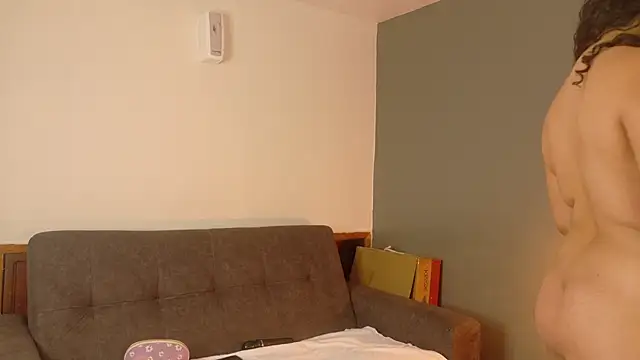 Snapshot of eva_daemon chatting on October 6, 11:44 am eva daemon online show from October 6, 11:44 am