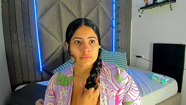 Snapshot of eva_daemon chatting on April 18, 11:56 am eva daemon online show from April 18, 11:56 am
