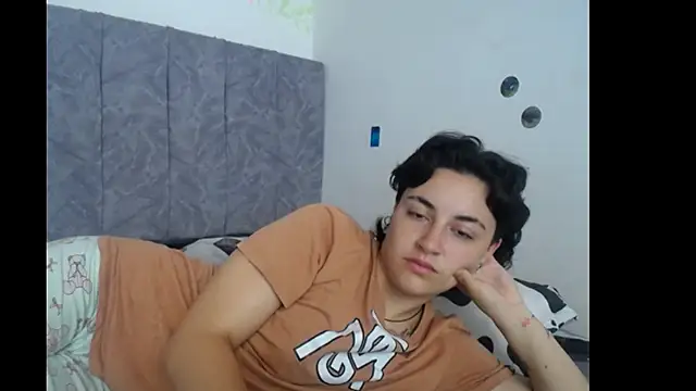 linda 33 online show from November 27, 1:55 pm