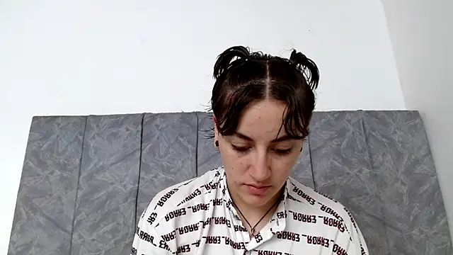 linda 33 online show from October 23, 7:23 pm