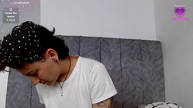 linda 33 online show from October 3, 5:03 pm