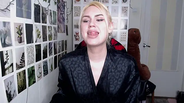CapriScorpion online show from March 12, 1:26 pm