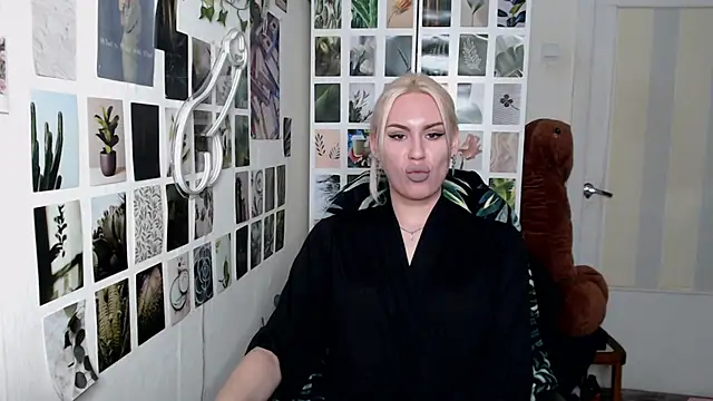 CapriScorpion online show from November 13, 11:47 am