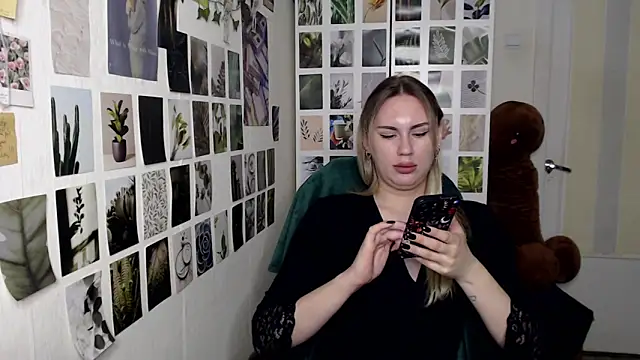 CapriScorpion online show from September 22, 12:22 pm