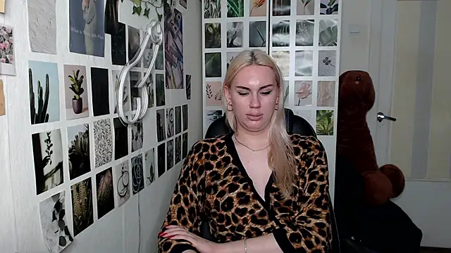 CapriScorpion online show from October 27, 1:01 pm