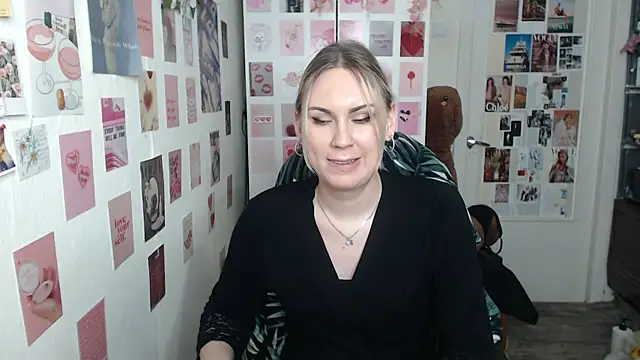 CapriScorpion online show from March 15, 4:10 pm