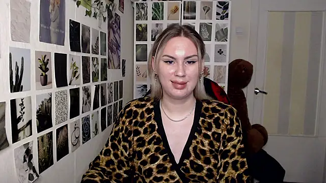 CapriScorpion online show from September 15, 1:44 pm