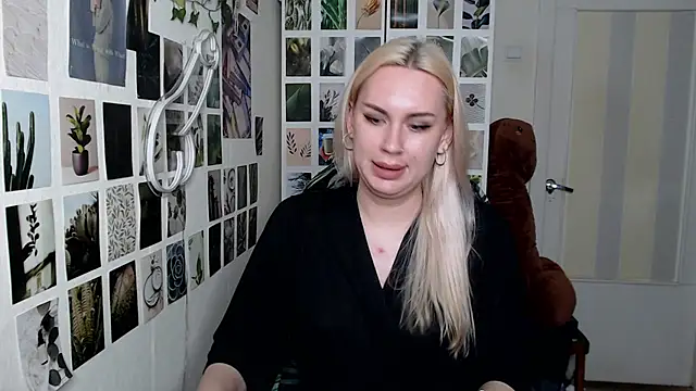 CapriScorpion online show from November 3, 11:03 am