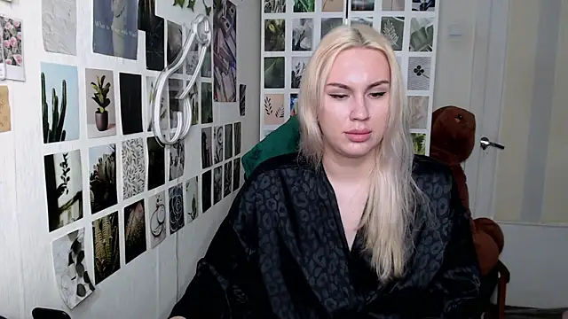 CapriScorpion online show from October 22, 12:15 pm