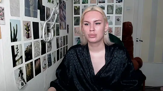 CapriScorpion online show from October 18, 10:39 am