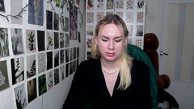 CapriScorpion online show from February 9, 2:37 pm