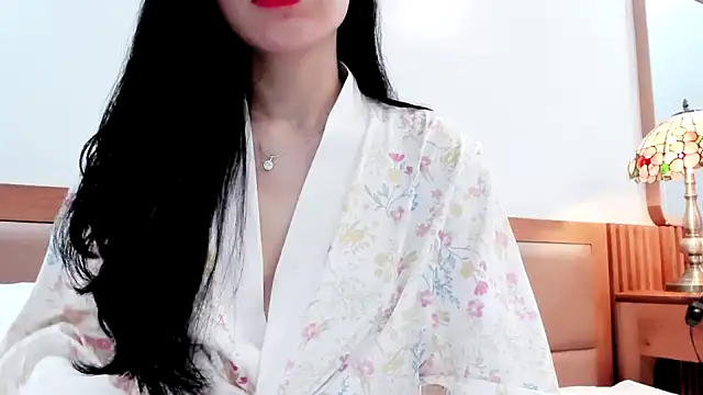 Snapshot of Lita-Julia chatting on October 13, 5:58 pm Lita-Julia online show from October 13, 5:58 pm