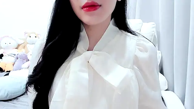 Lita-Julia online show from November 2, 5:18 pm