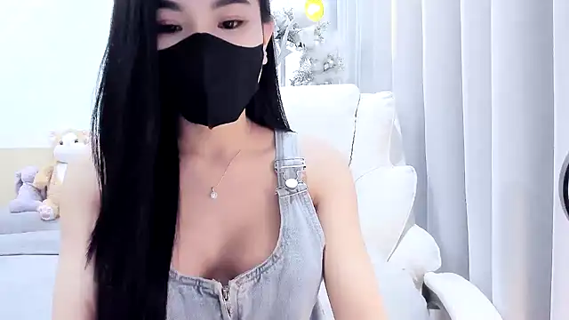 Lita-Julia online show from May 24, 7:58 pm