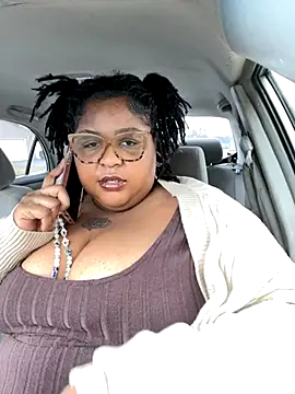 kweenxkarma online show from October 27, 9:49 pm