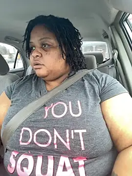 kweenxkarma online show from October 25, 9:37 pm