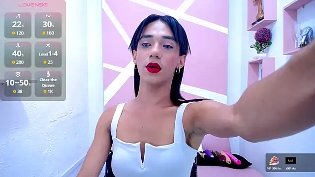 KatrinaQueen1 online show from December 17, 9:42 pm