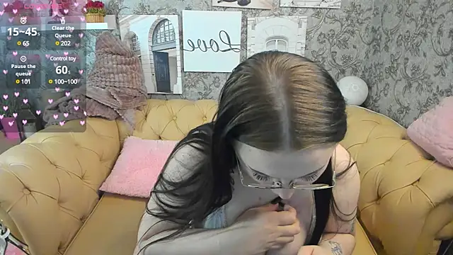 Tina Walker online show from March 2, 12:47 pm